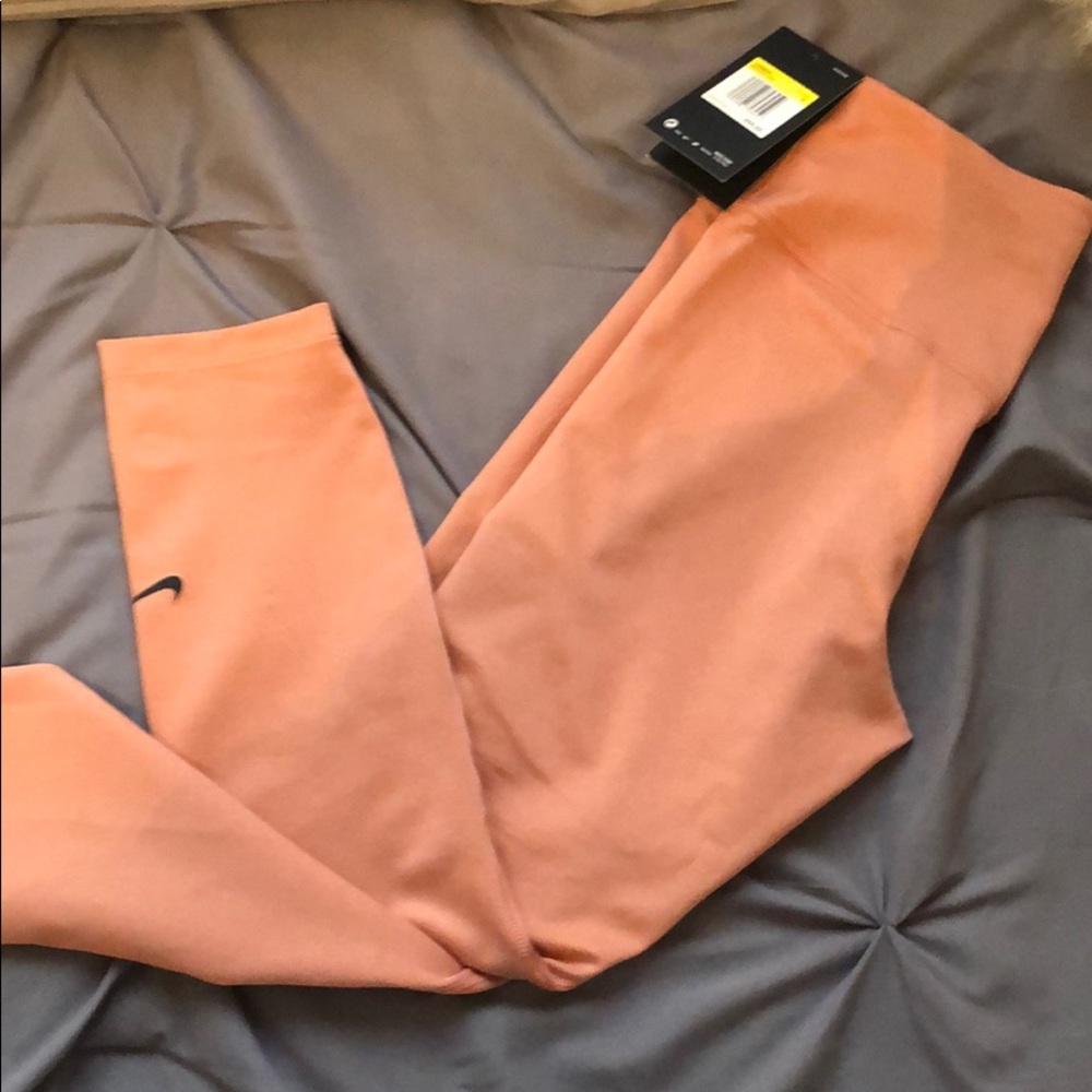 Nike Capri workout pants